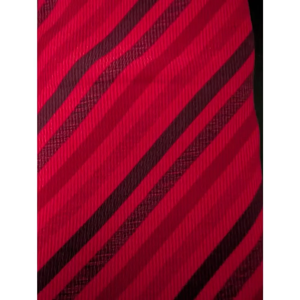 Vintage Hermès 100% Silk Men's Red Tie With Multicolor Stripes